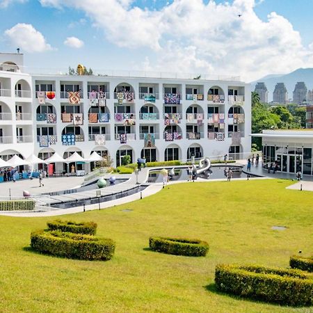 Golden Tulip Fab Hotel New Taipei Tamsui Bagian luar foto